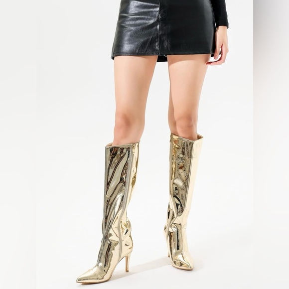 NWT ShoeN’ Tale Metallic Gold Heeled Pointed Toe Boots - Picture 5 of 6